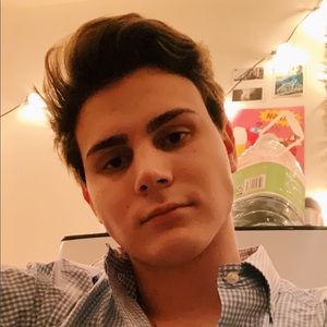 Meet your Posher, Quinn